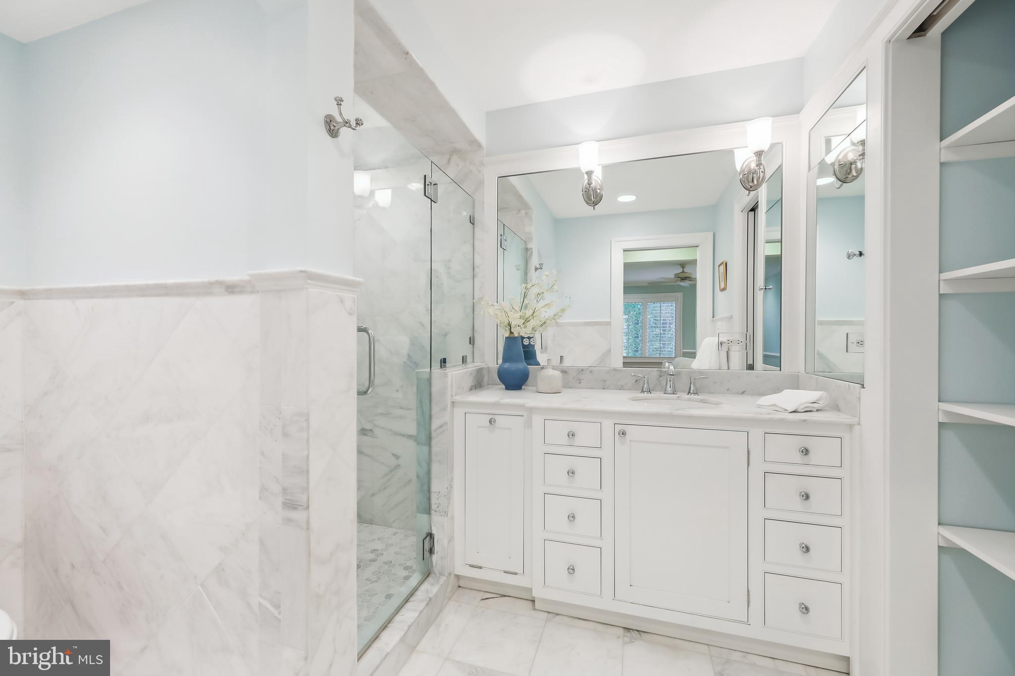 1701 MAPLE HILL PLACE