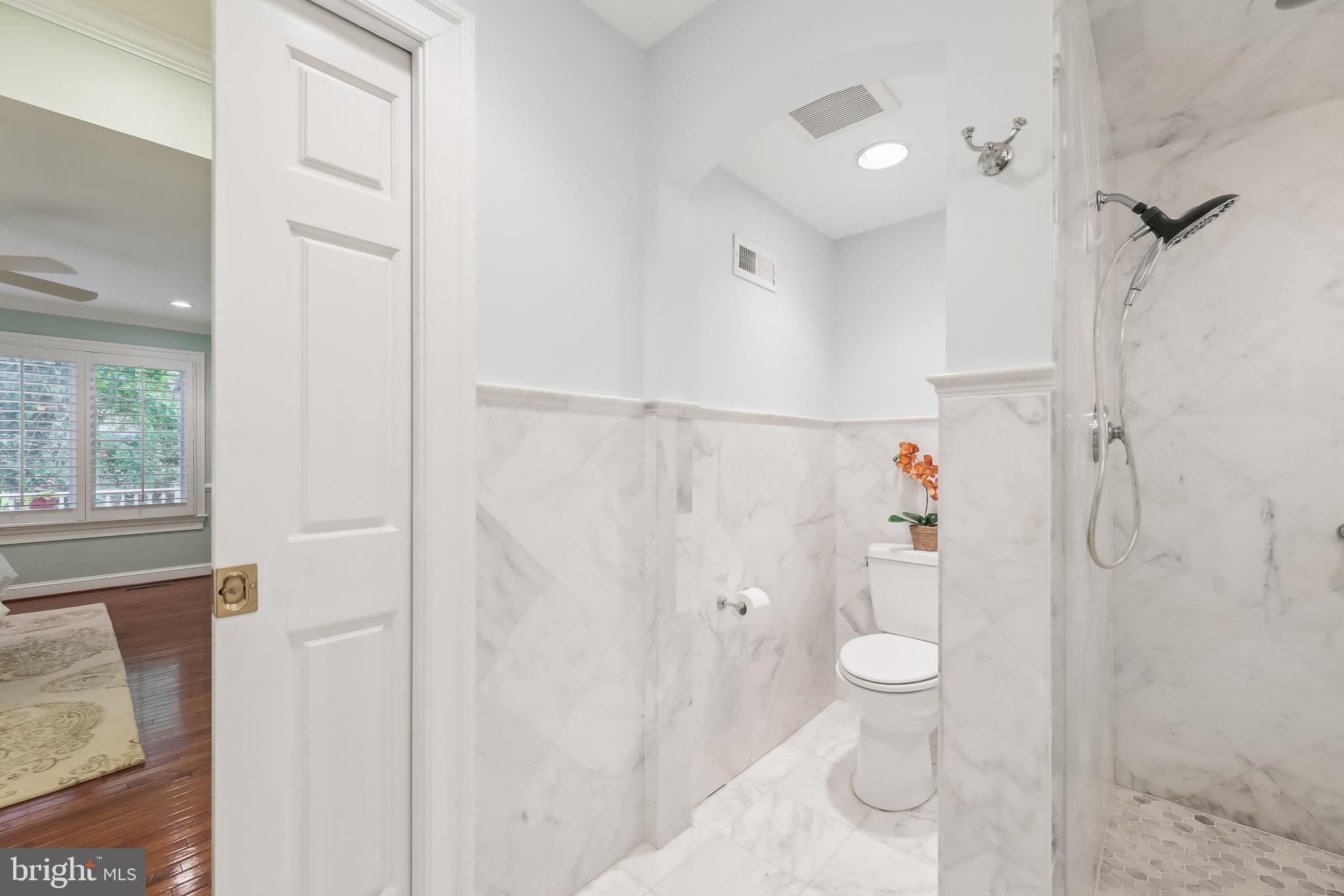 1701 MAPLE HILL PLACE