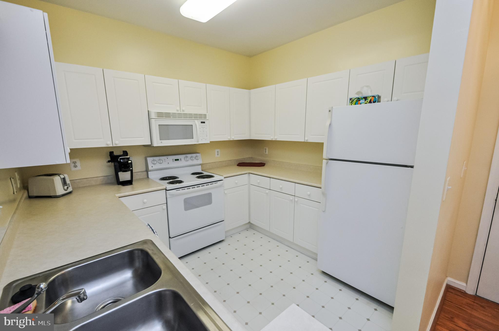 4551 STRUTFIELD LANE 4212