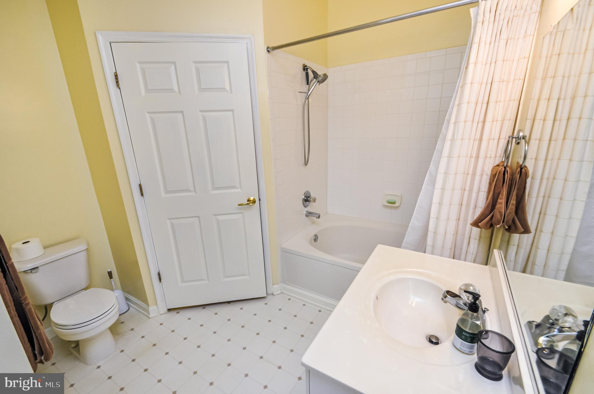 4551 STRUTFIELD LANE 4212