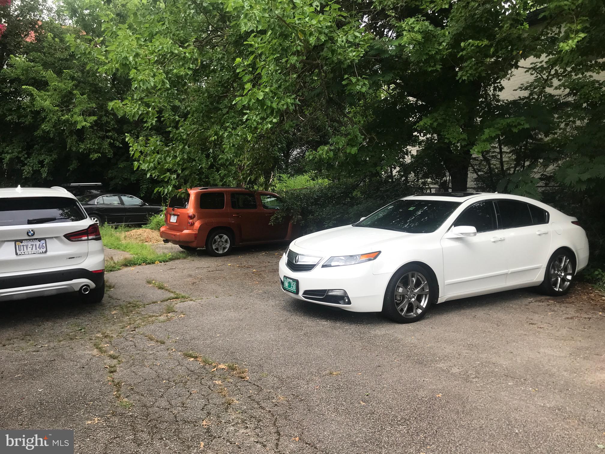 3346 COMMONWEALTH AVENUE