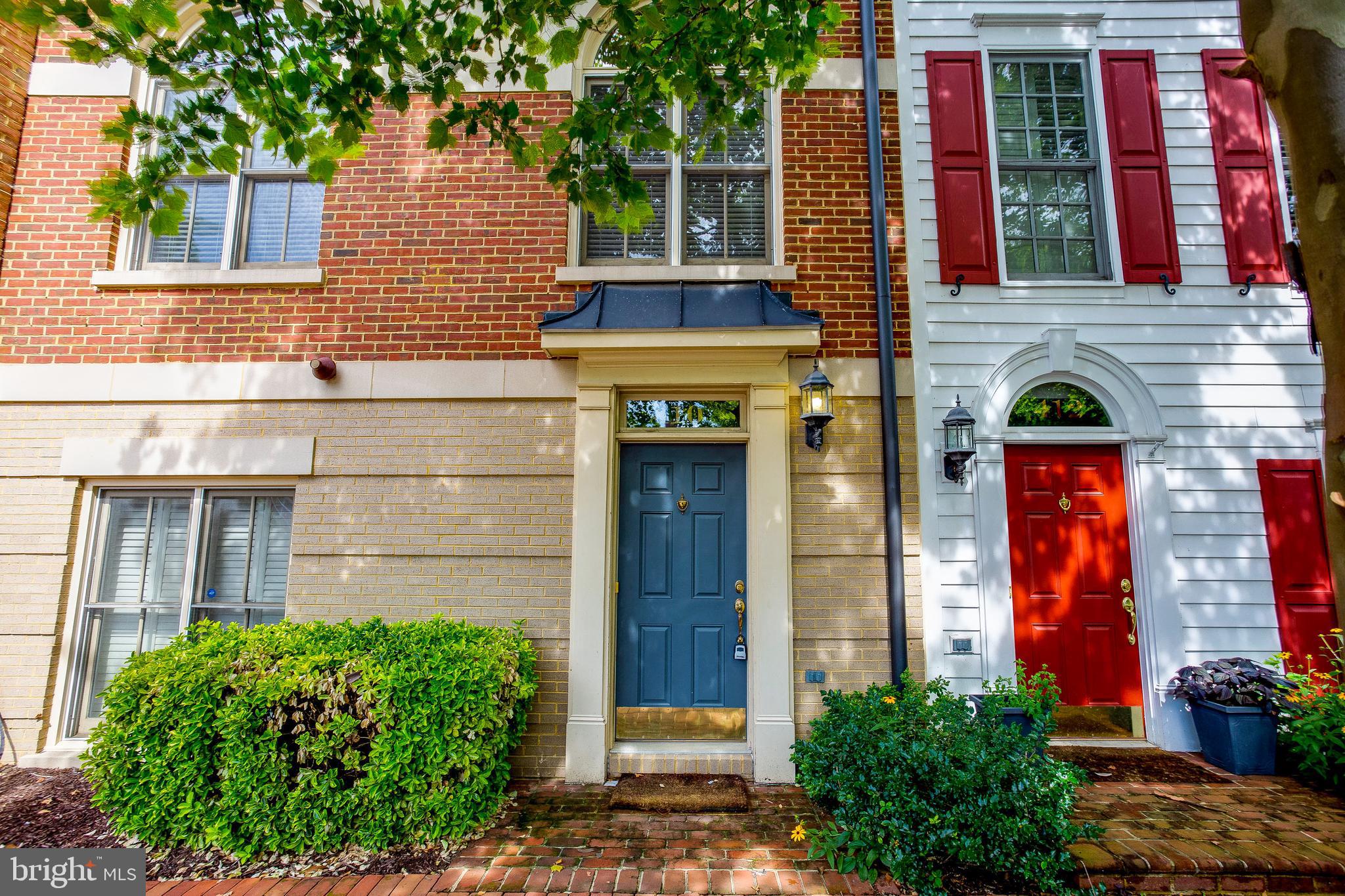 410 N ROYAL STREET