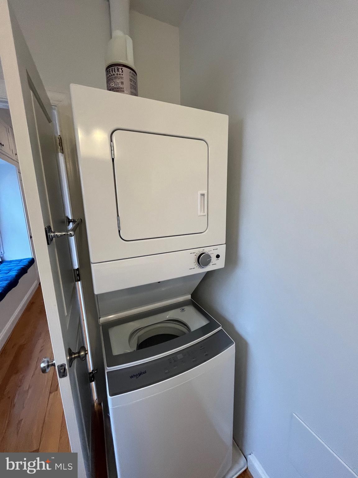 409 E RAYMOND AVENUE 4