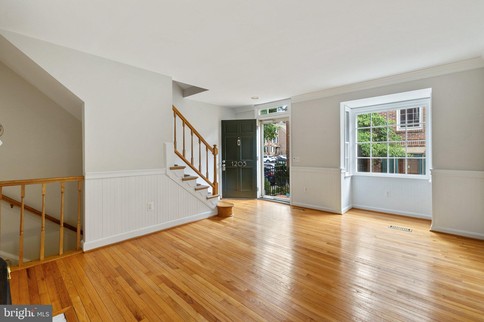 1205 MICHIGAN COURT