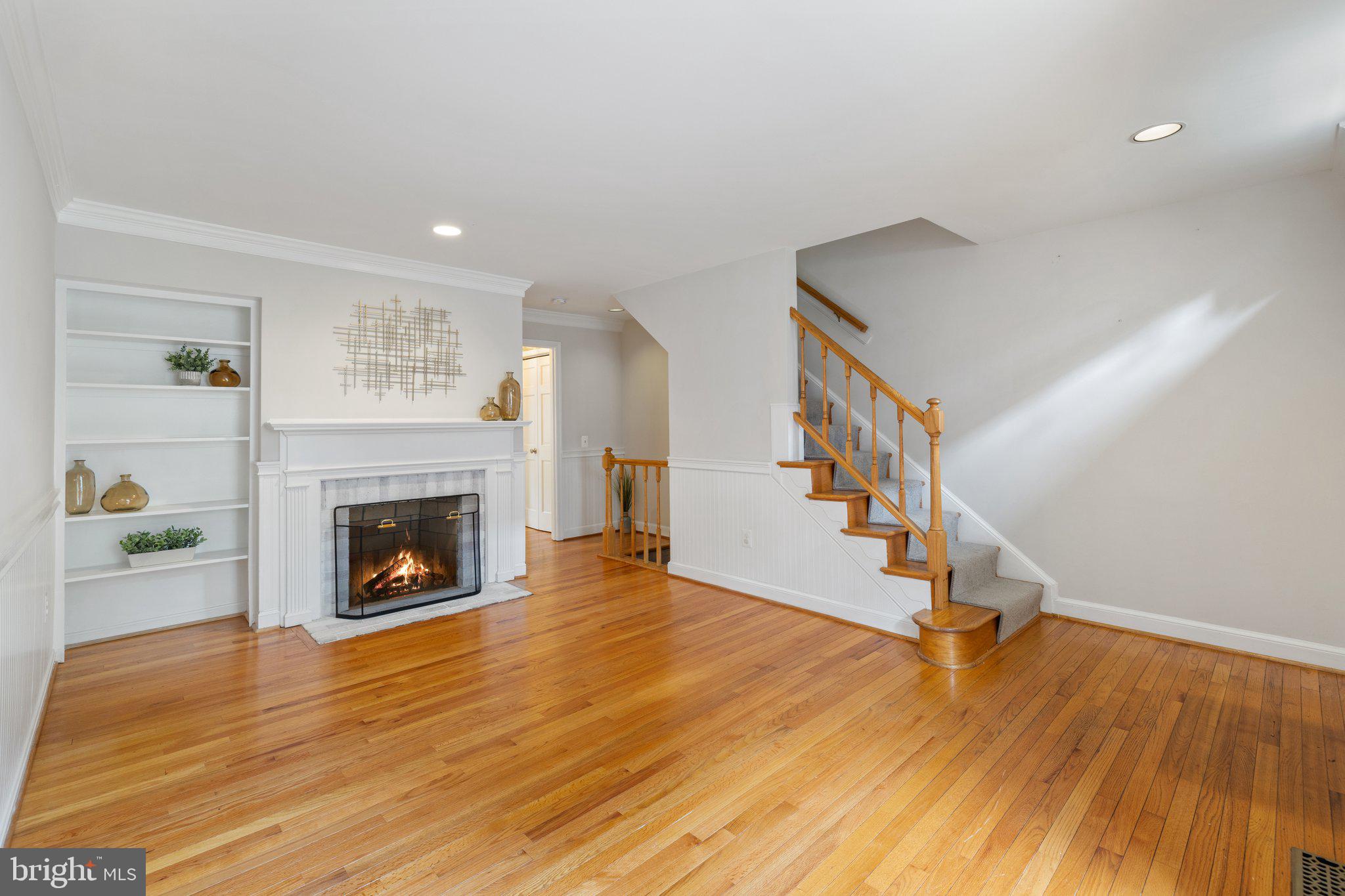 1205 MICHIGAN COURT