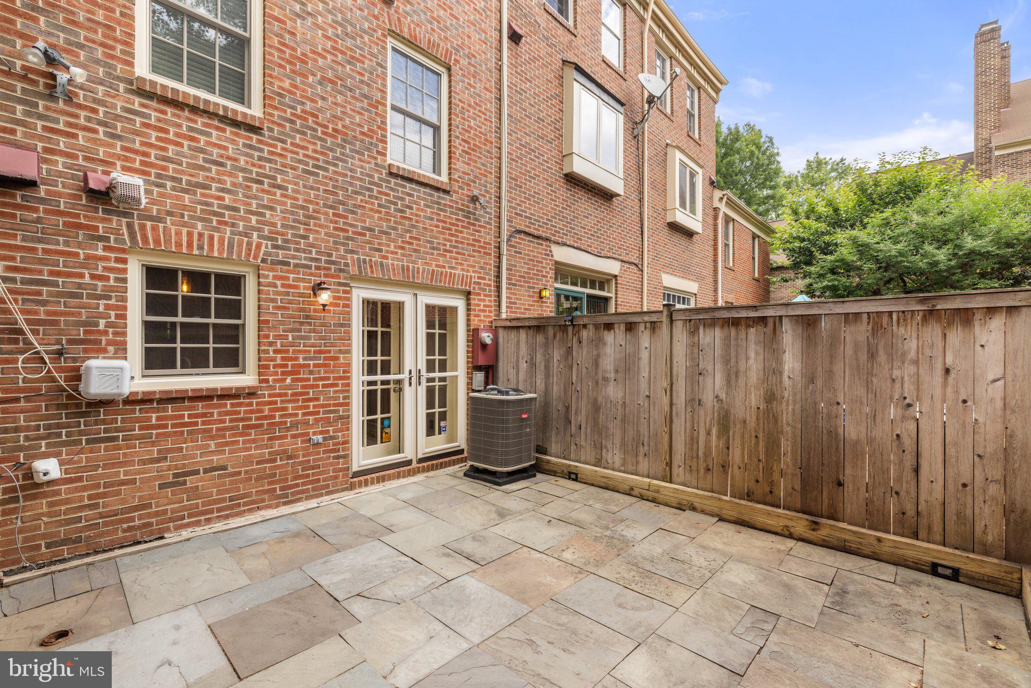 1205 MICHIGAN COURT