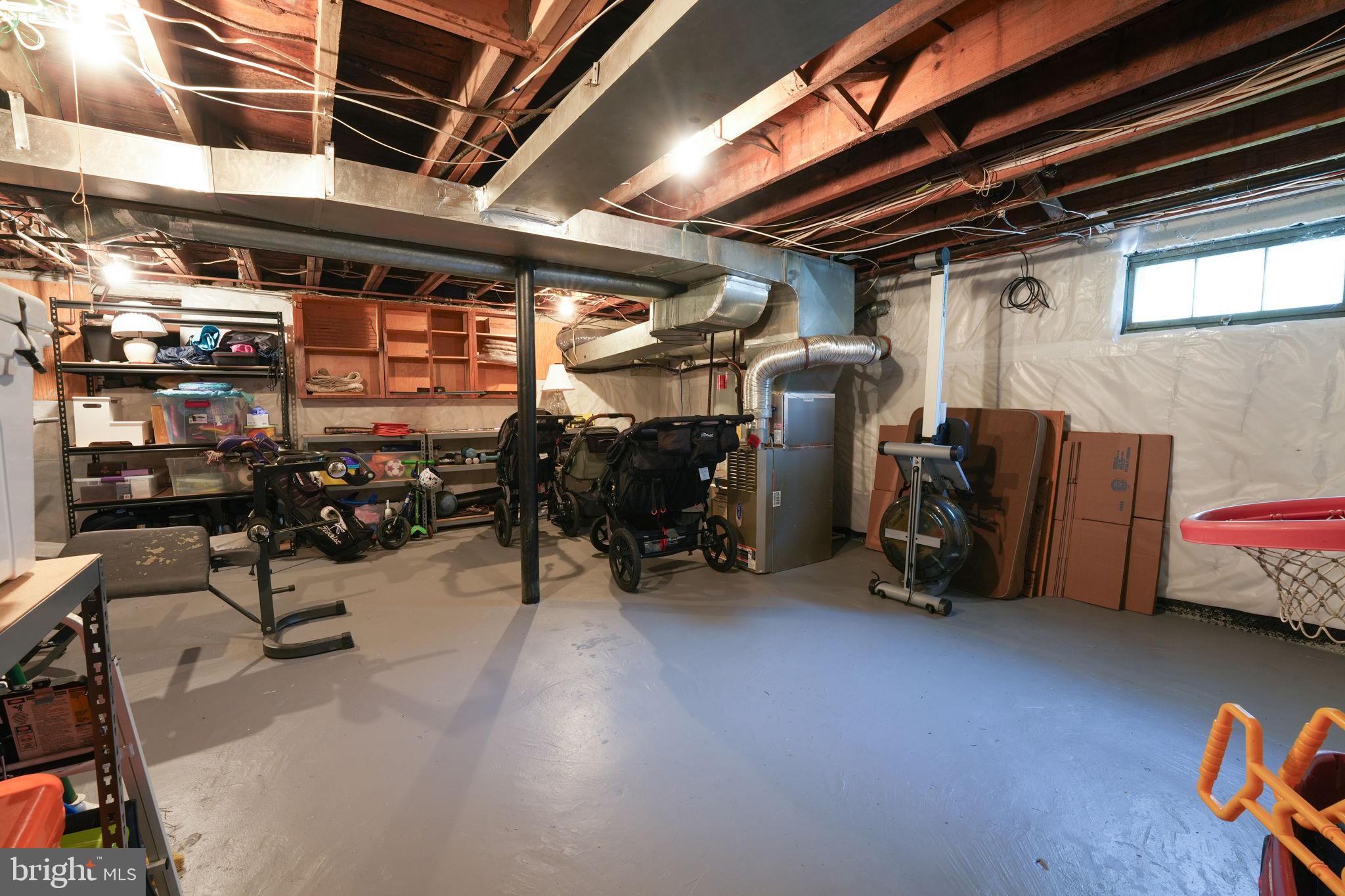 1109 CROSS DRIVE