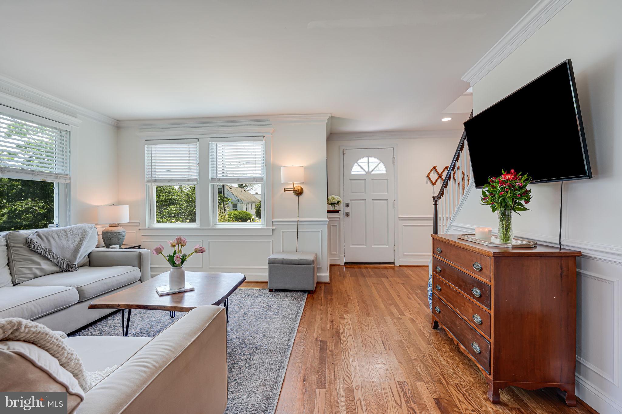 1109 CROSS DRIVE
