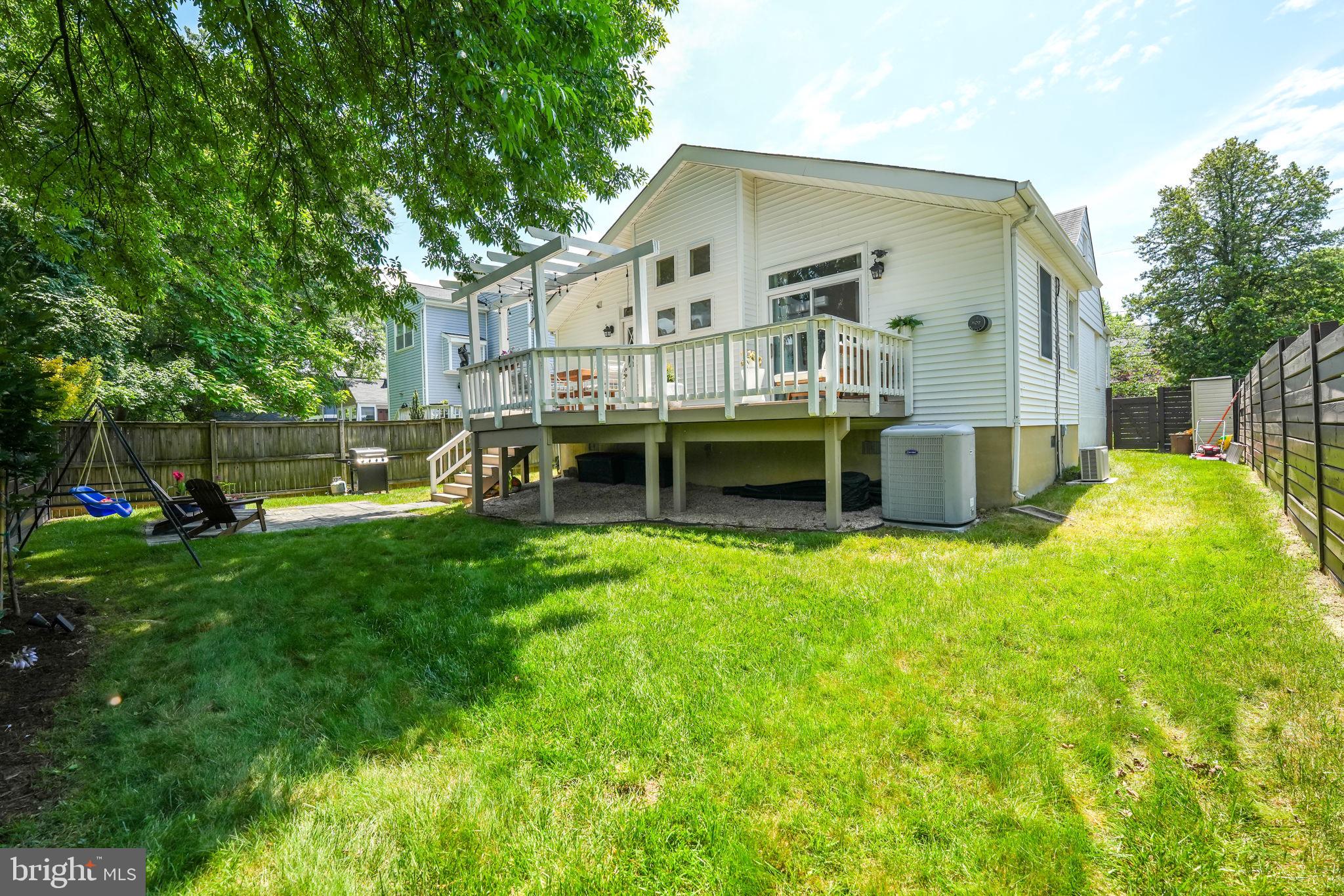 1109 CROSS DRIVE