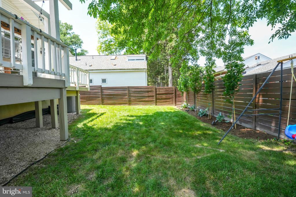1109 CROSS DRIVE