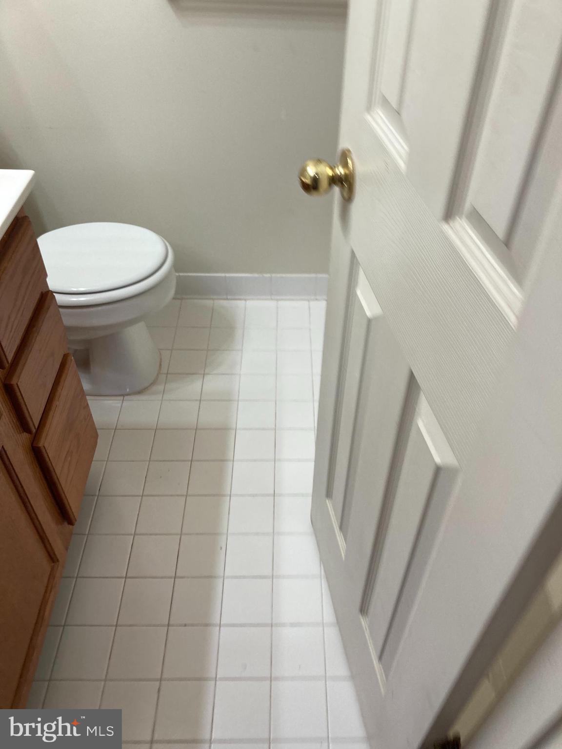 3819 WHITE POST COURT