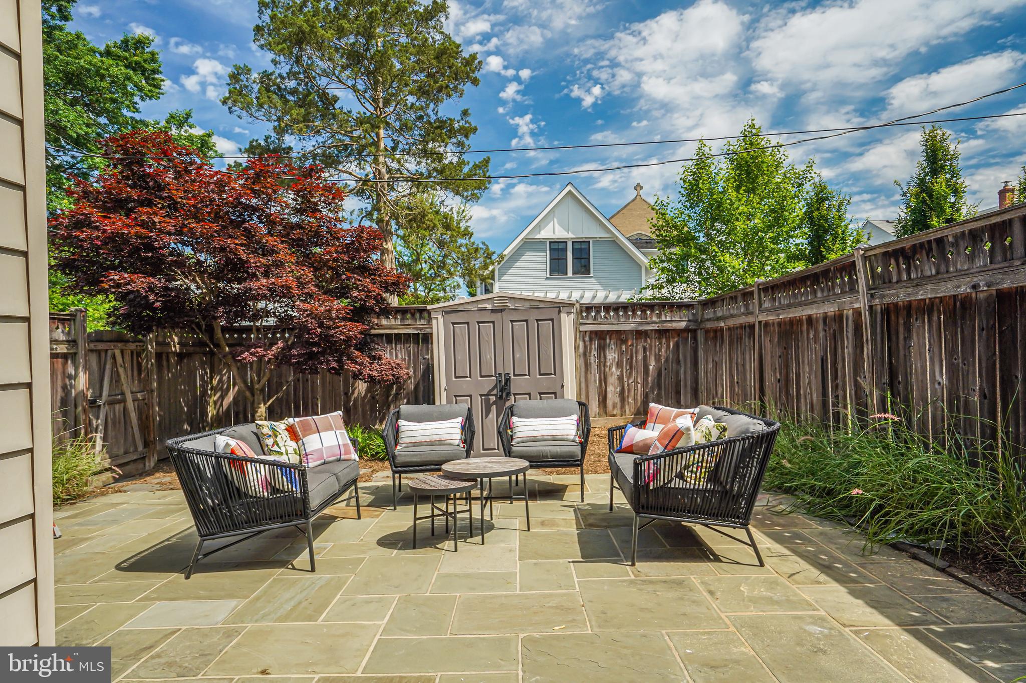 100 E HOWELL AVENUE B