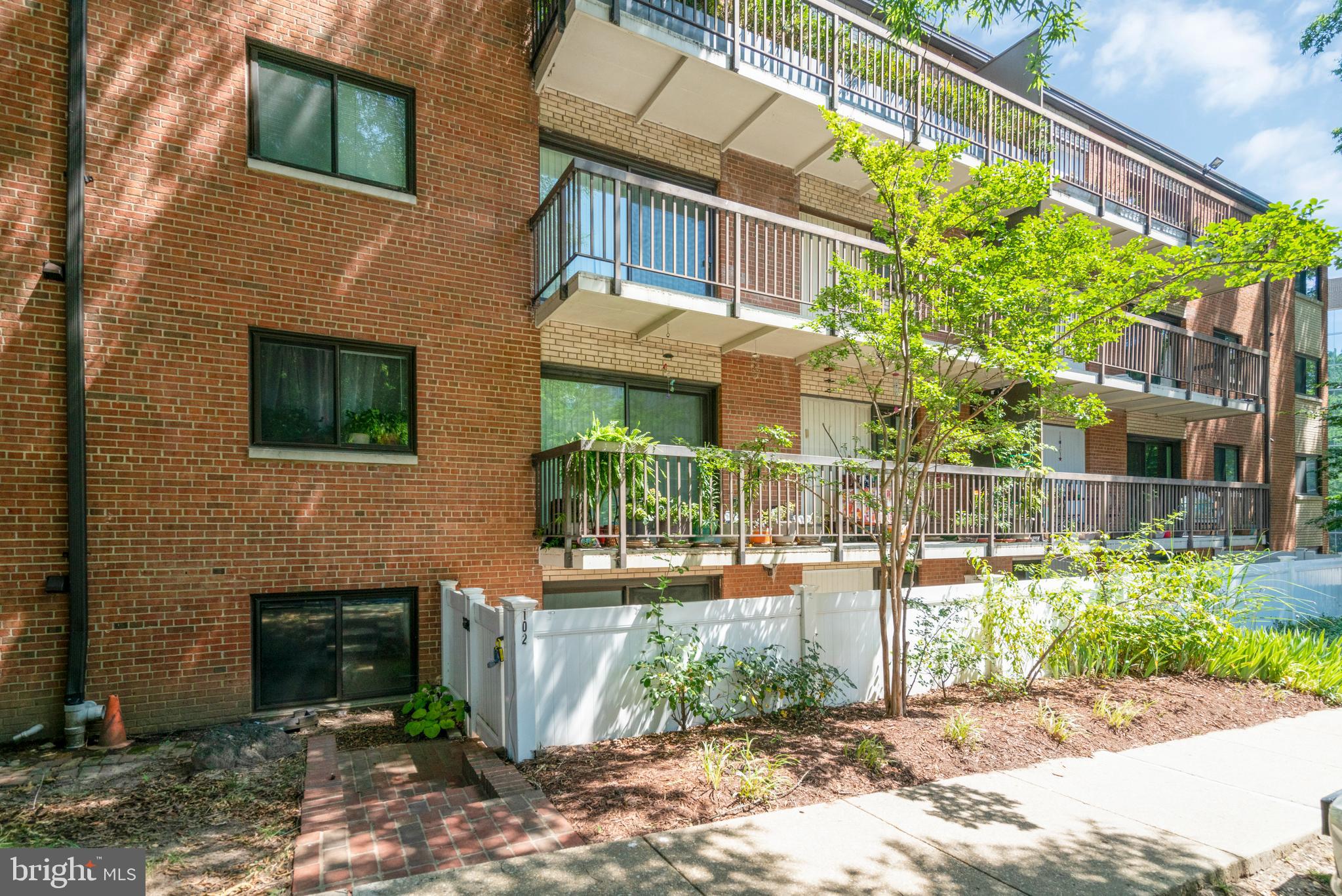 3300 S 28TH STREET 102