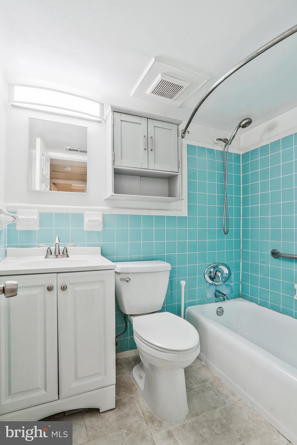 3300 S 28TH STREET 102