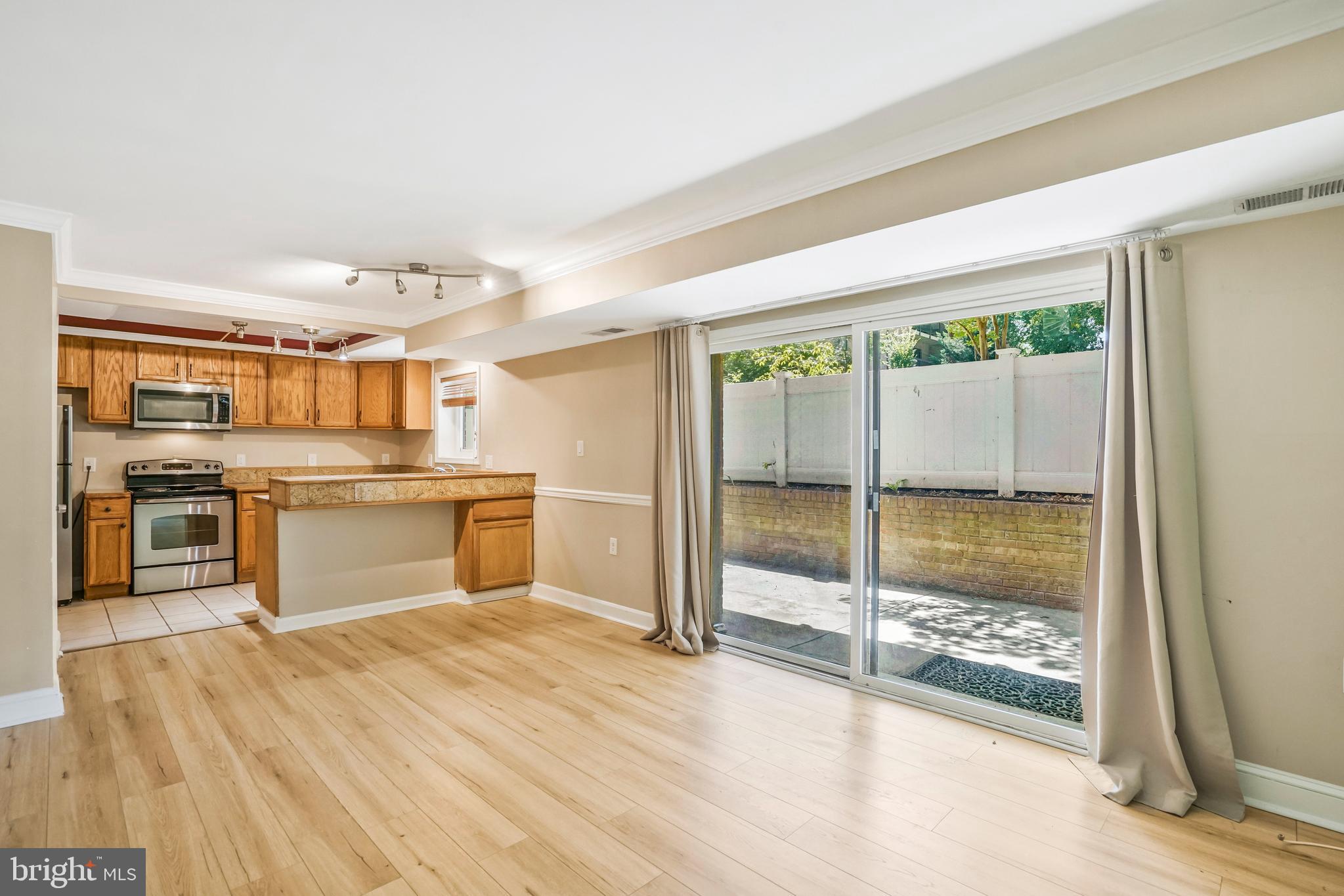 3300 S 28TH STREET 102