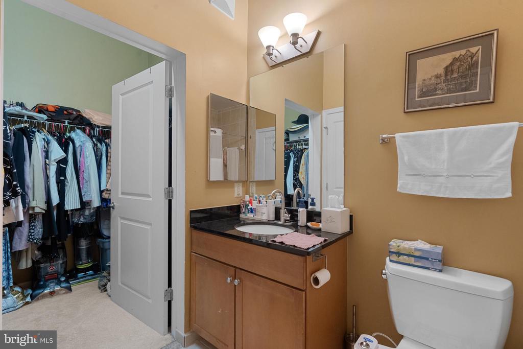 309 HOLLAND LANE 310