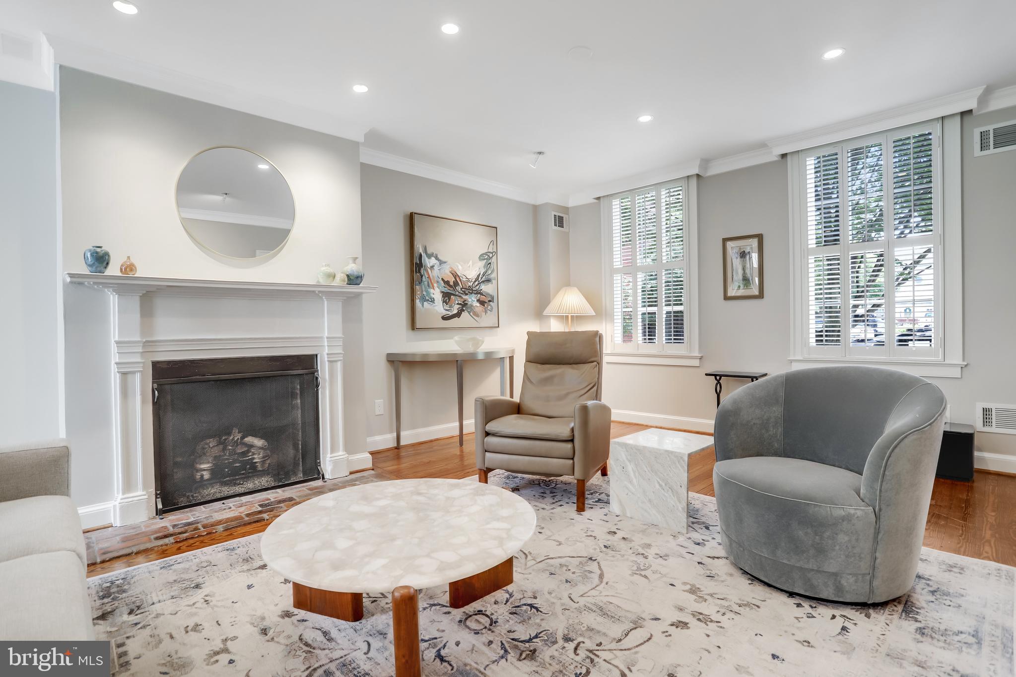 314 S FAIRFAX STREET