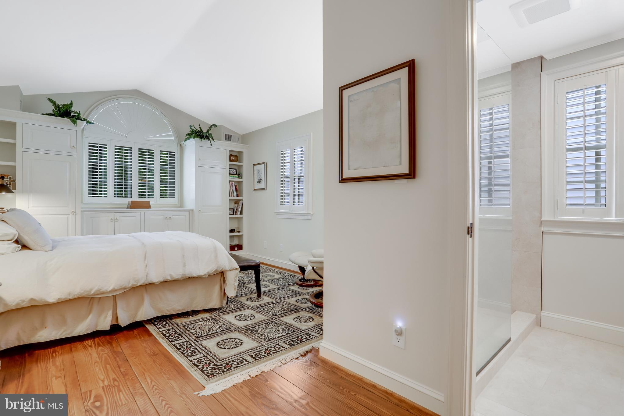 314 S FAIRFAX STREET