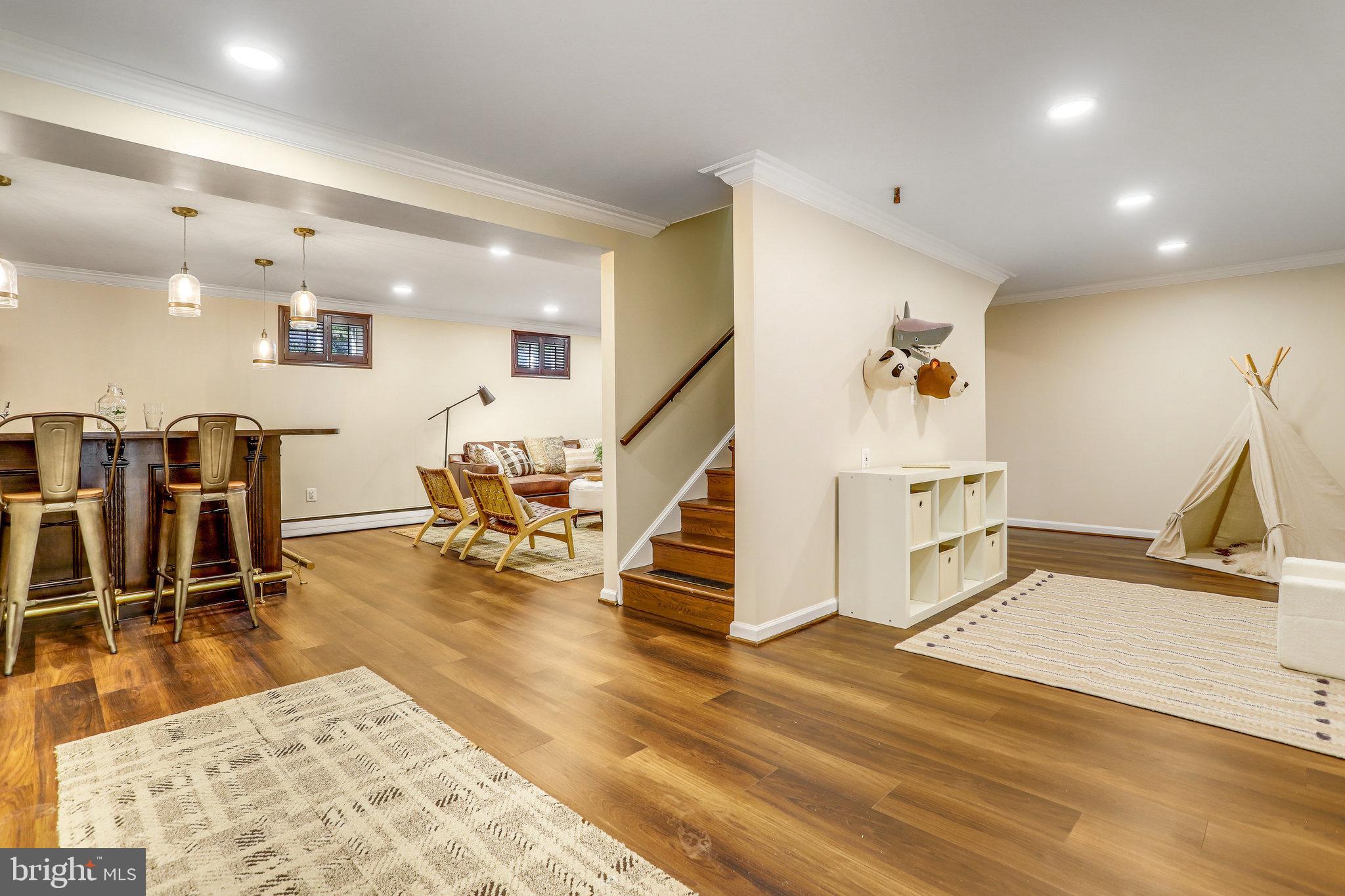 2617 STEVENS STREET N