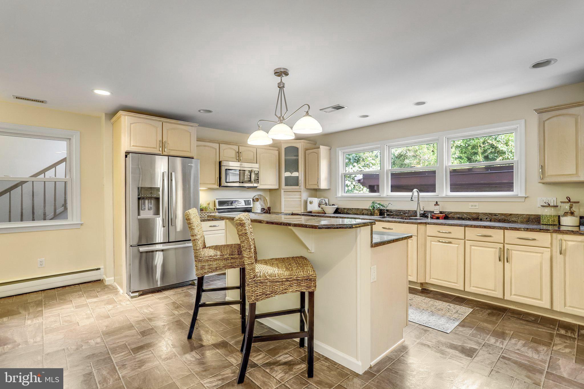 2617 STEVENS STREET N