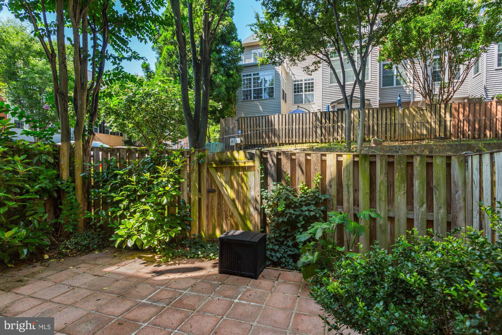 4634 LAMBERT DRIVE