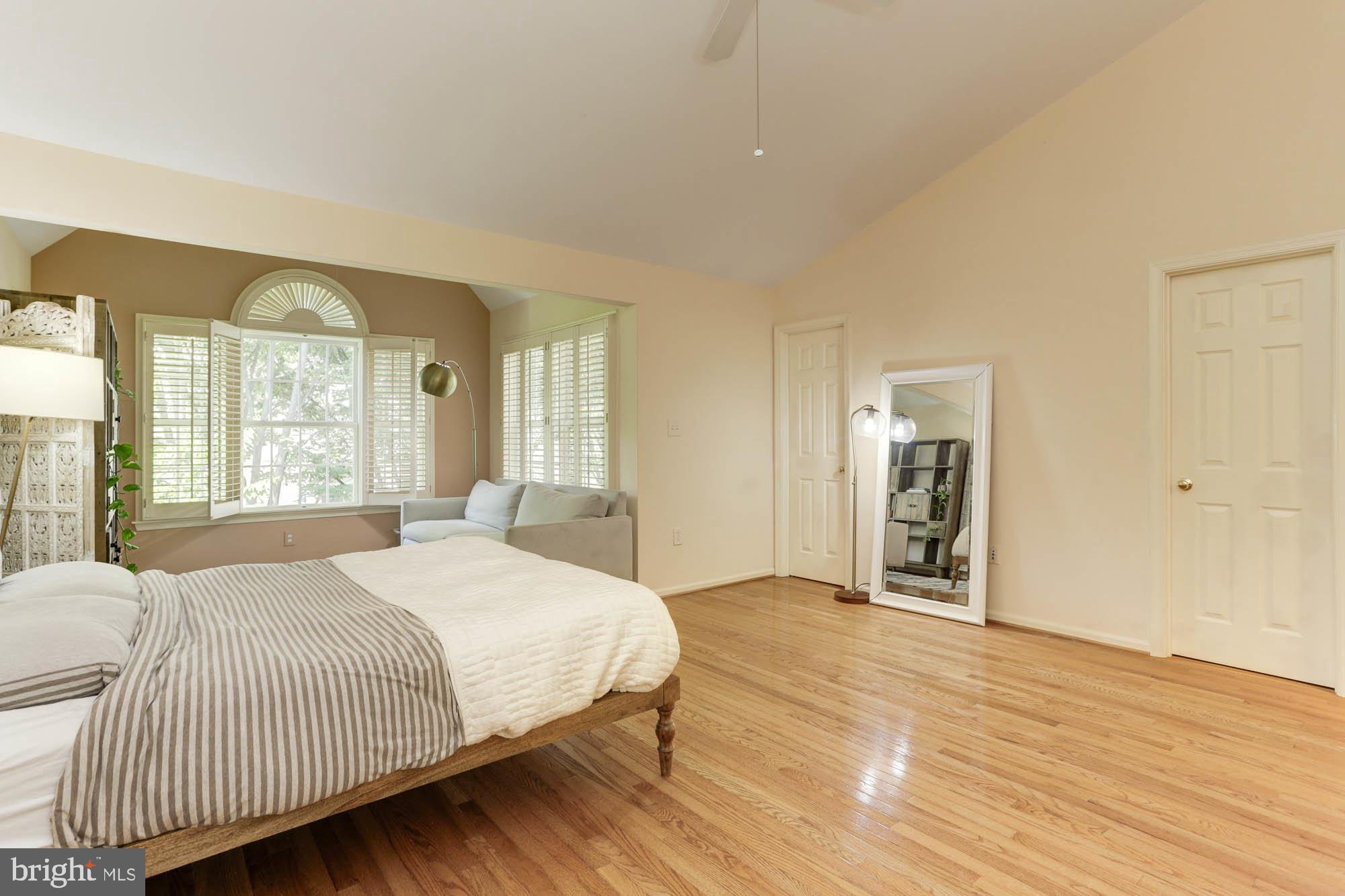 4634 LAMBERT DRIVE