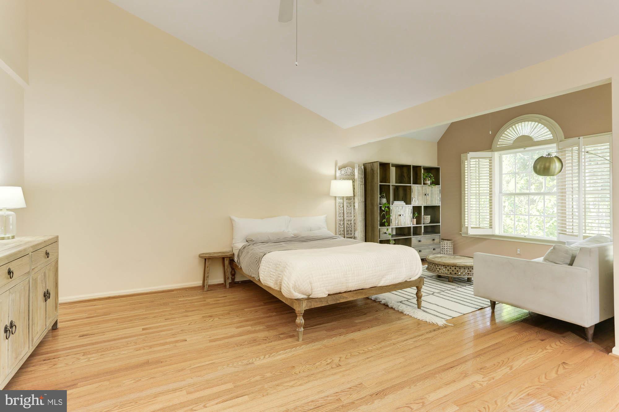 4634 LAMBERT DRIVE