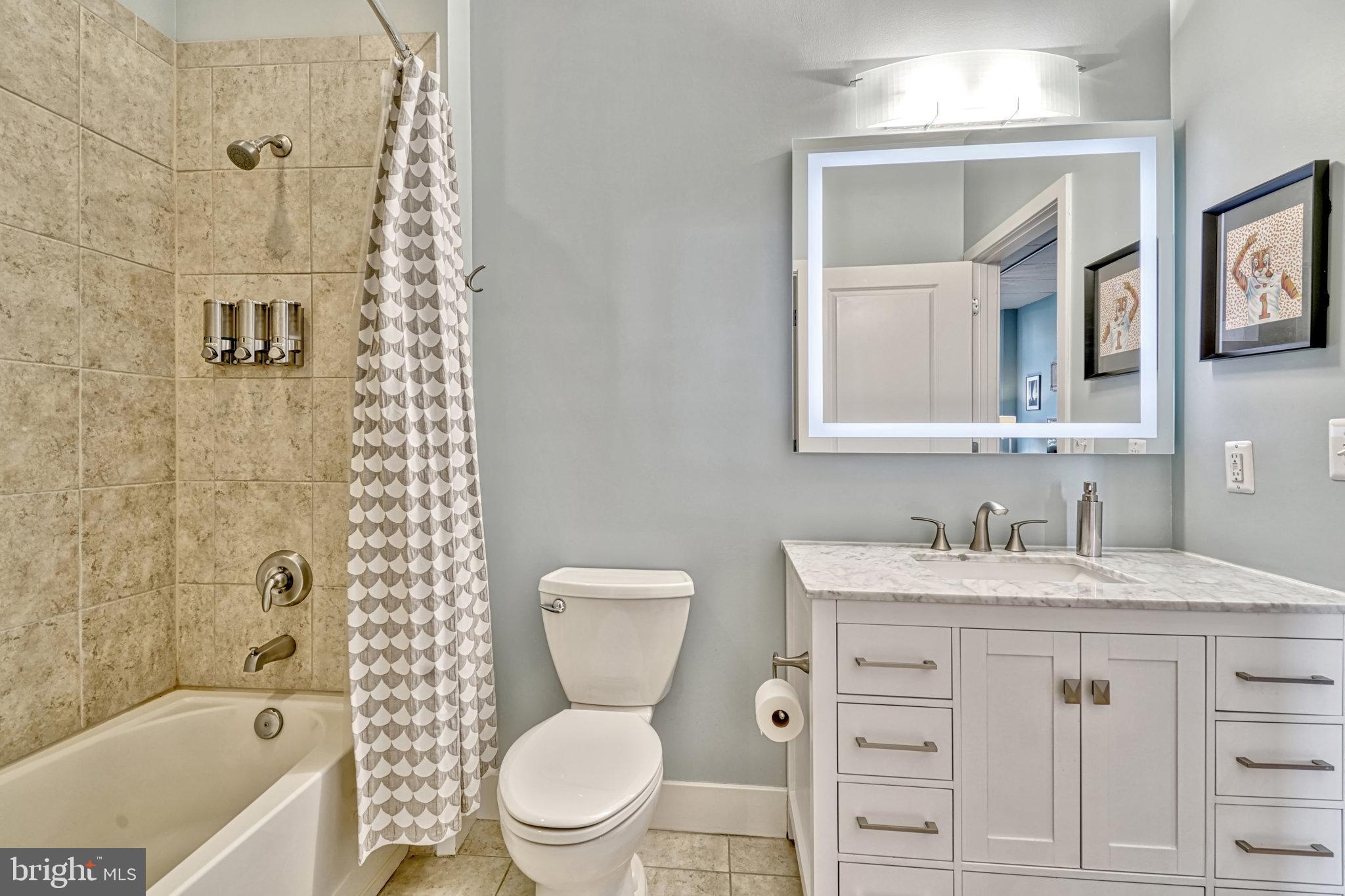 520 JOHN CARLYLE STREET 226