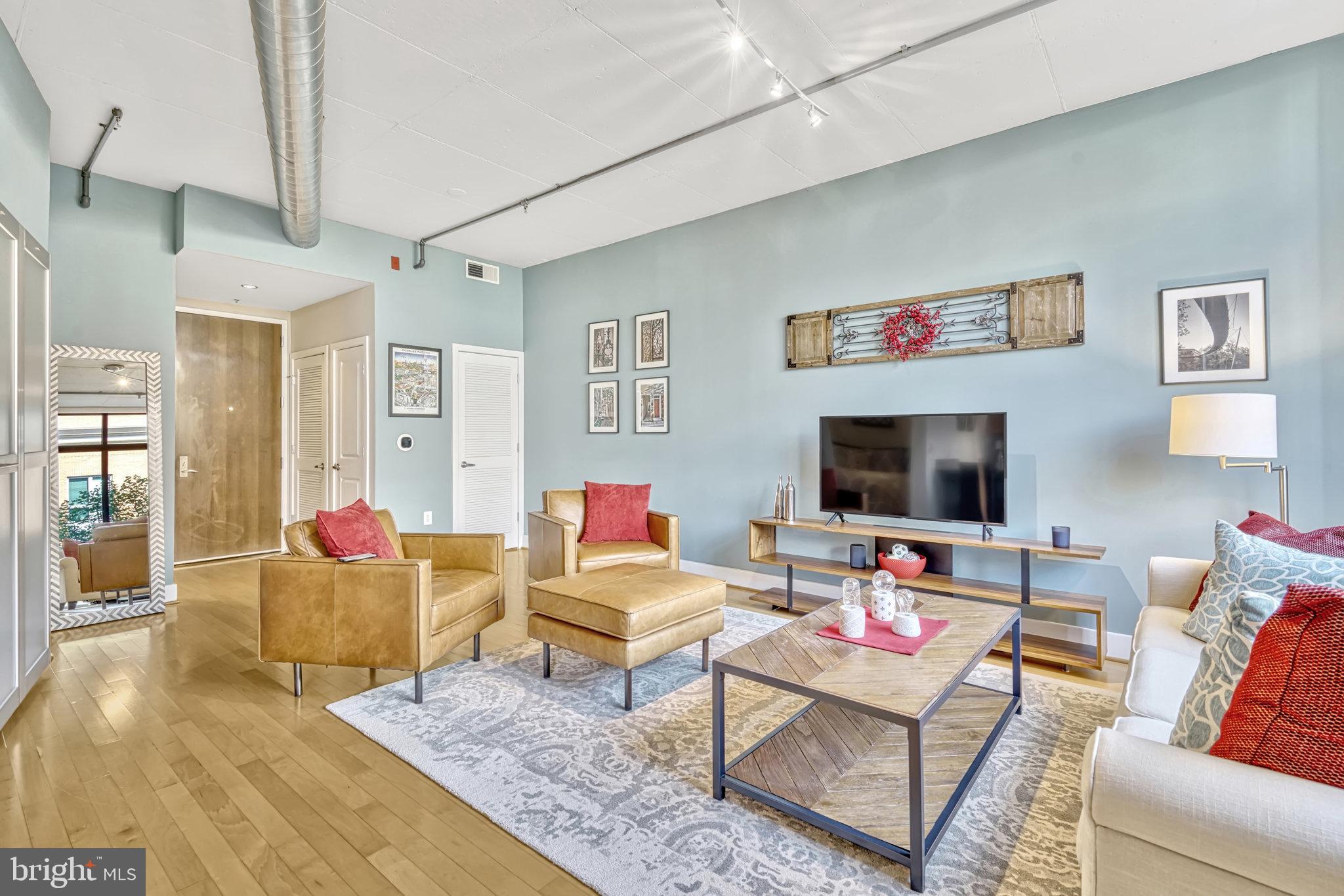 520 JOHN CARLYLE STREET 226