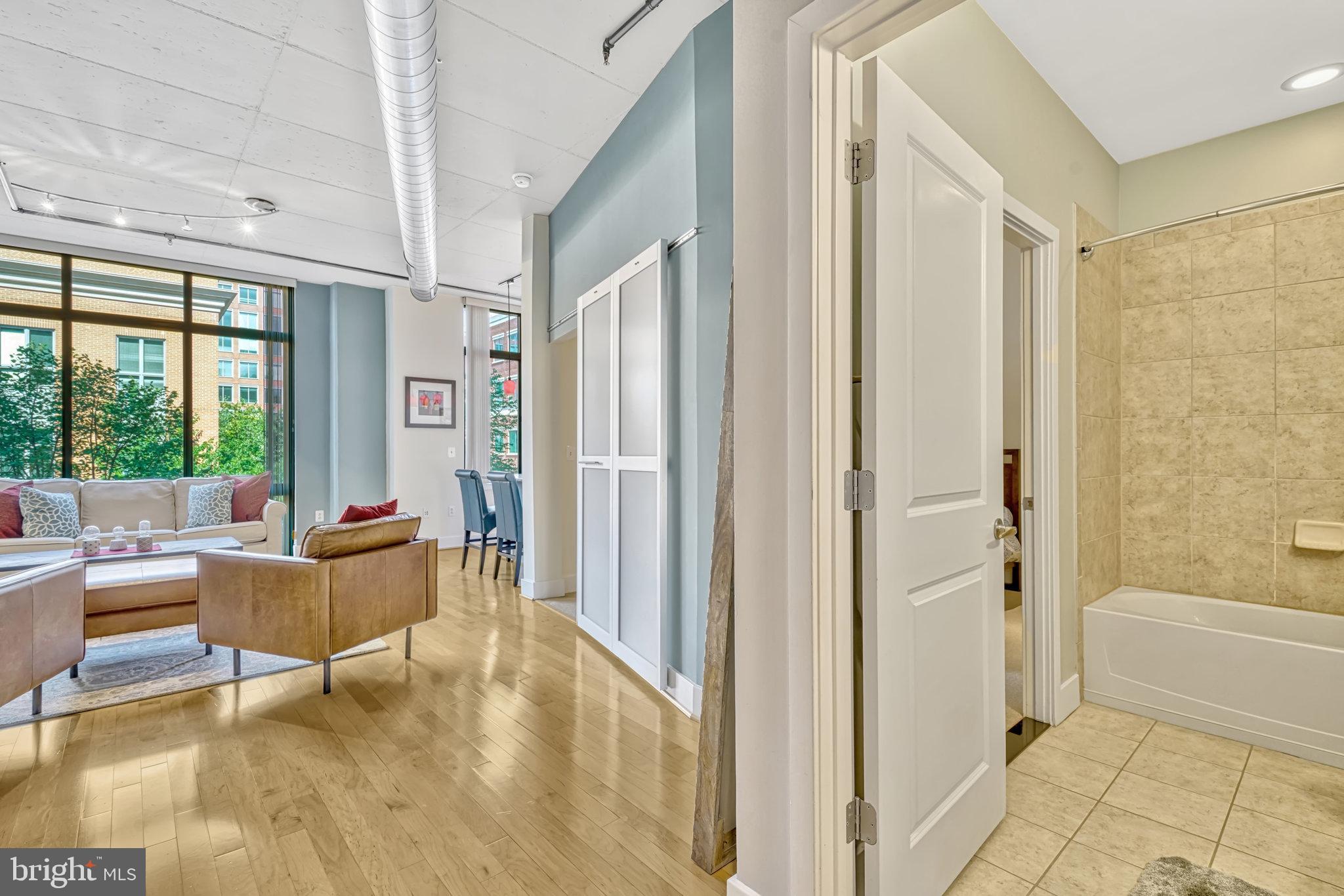 520 JOHN CARLYLE STREET 226