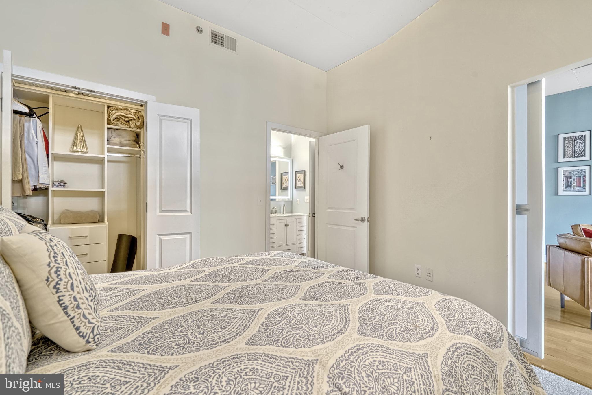 520 JOHN CARLYLE STREET 226