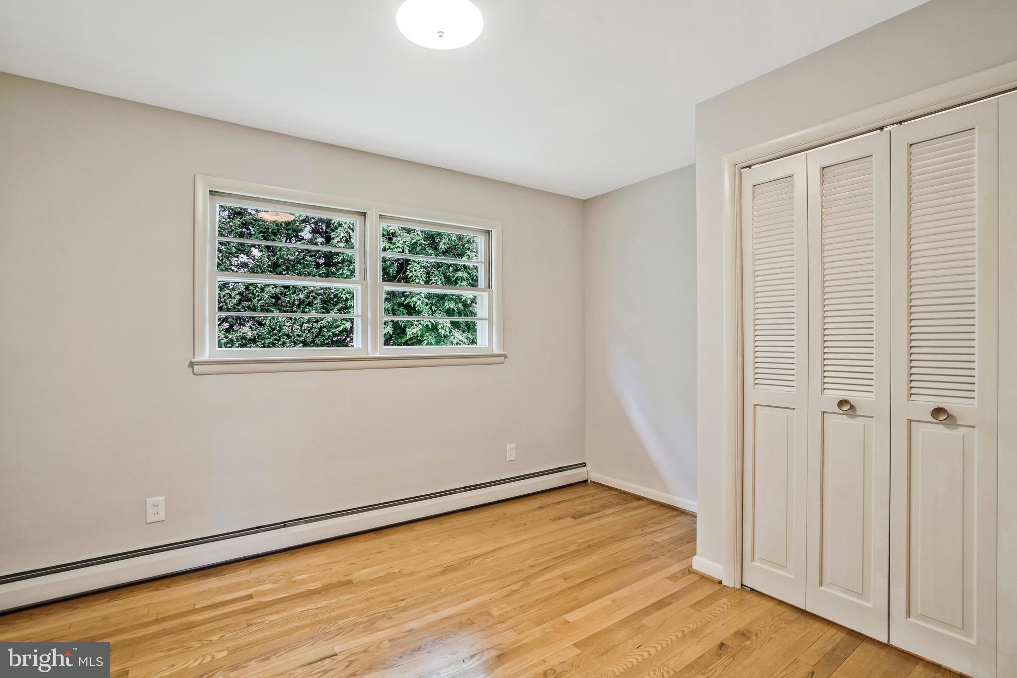 1425 KNOX PLACE