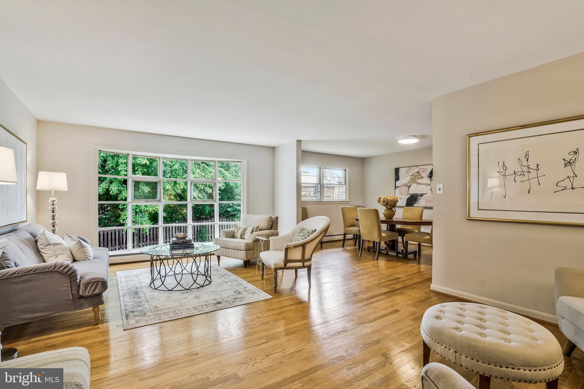 1425 KNOX PLACE