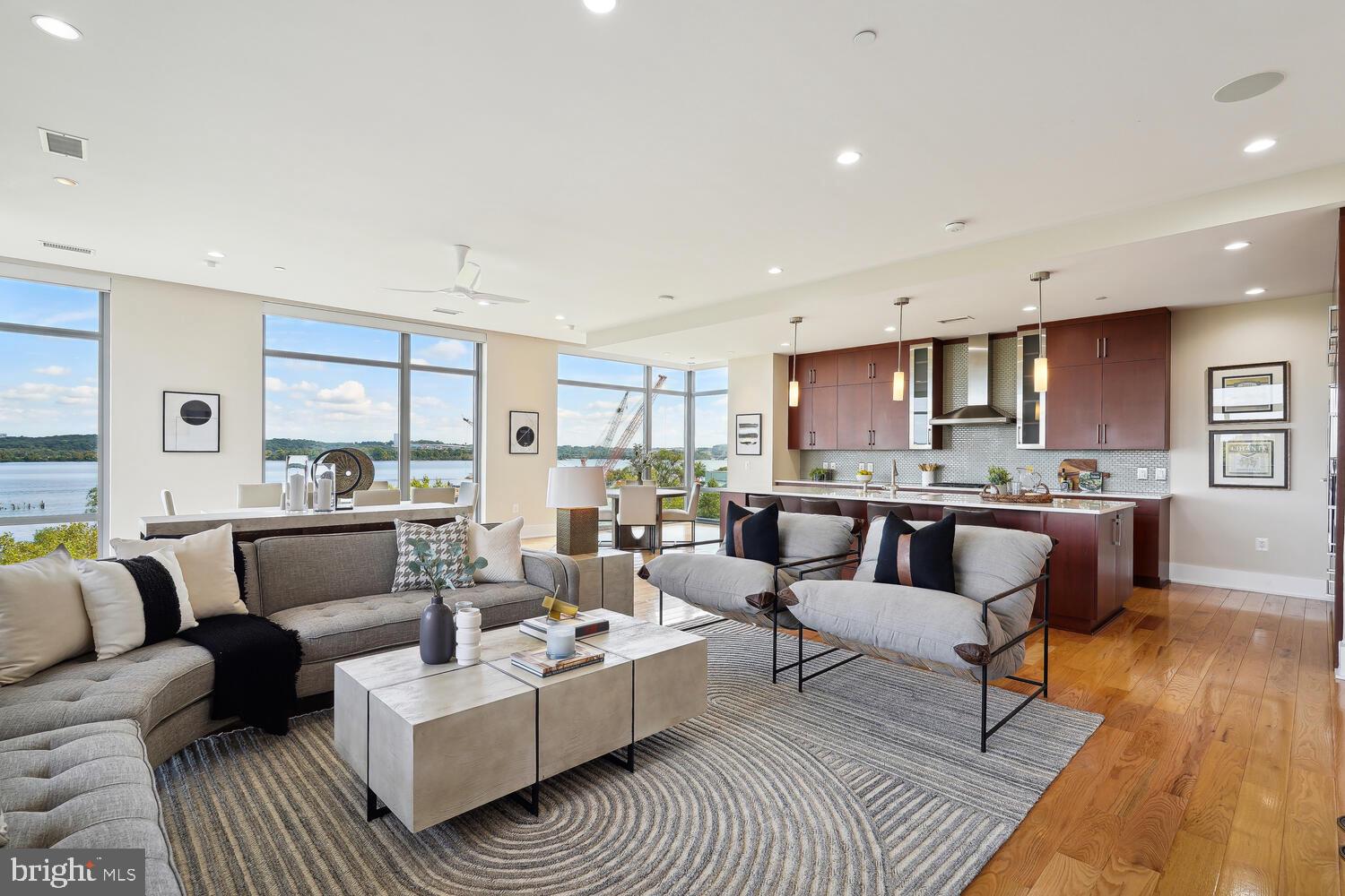 601 N FAIRFAX STREET 403