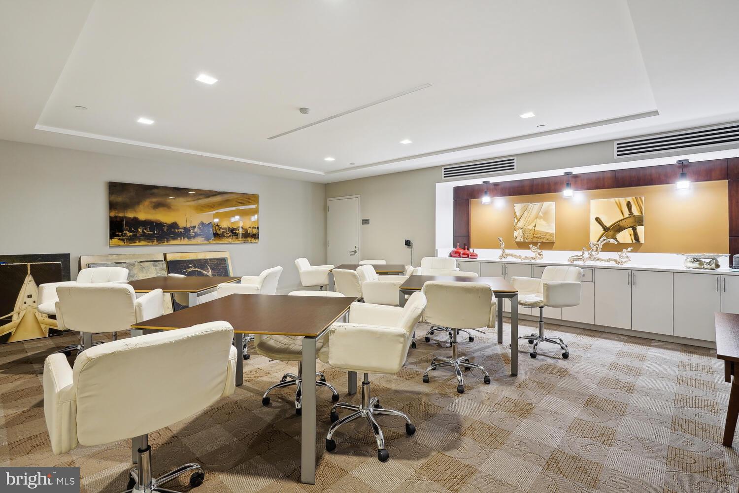 601 N FAIRFAX STREET 403