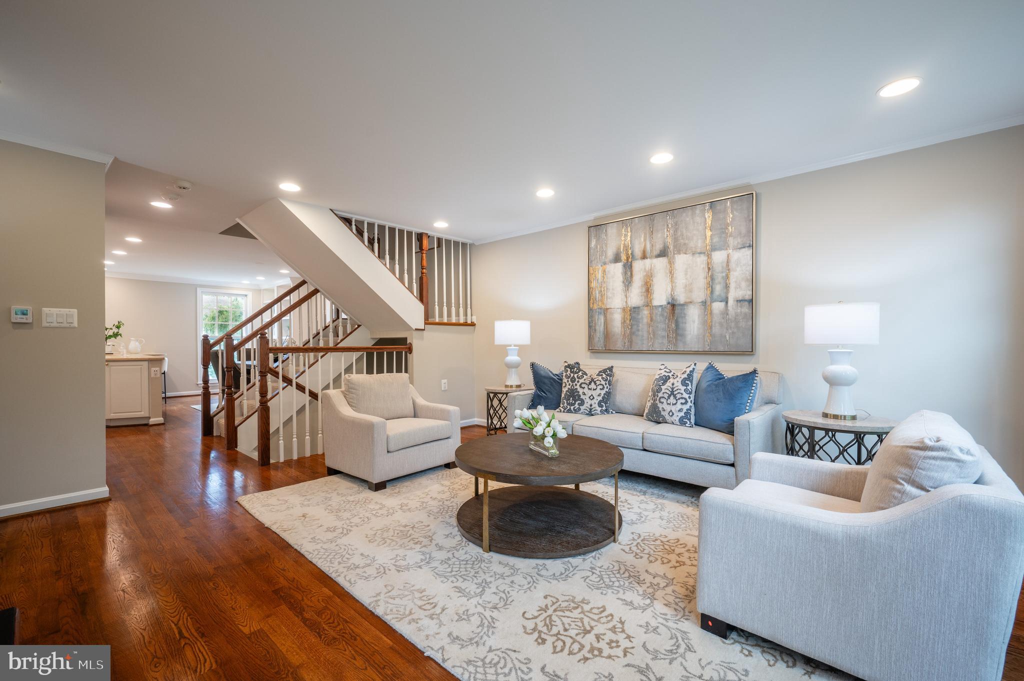 209 JEFFERSON STREET