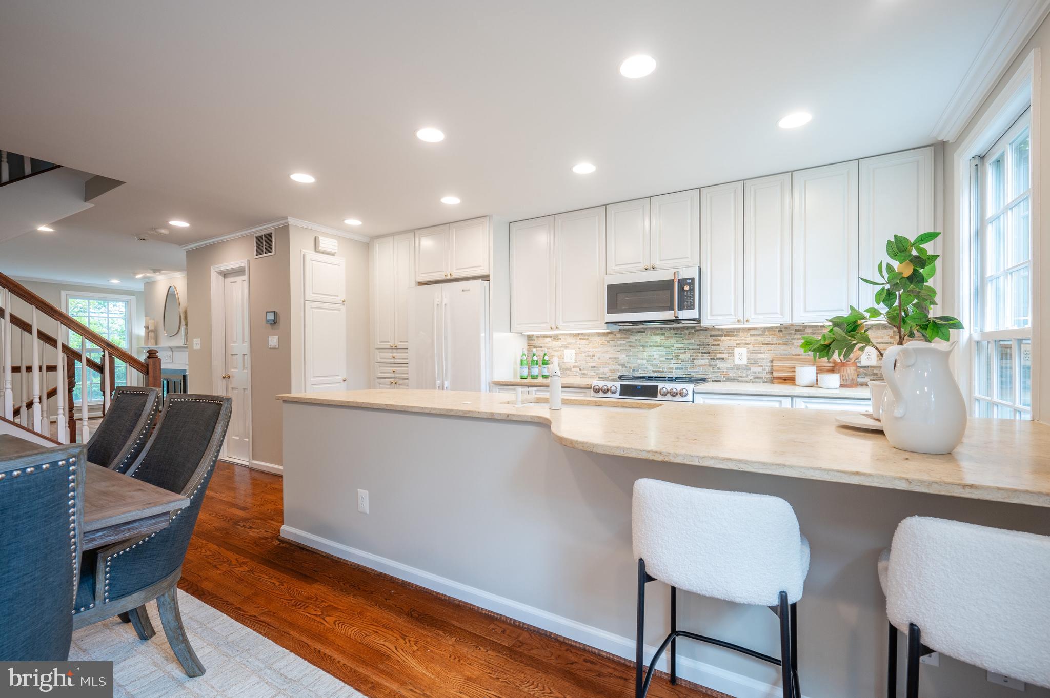 209 JEFFERSON STREET