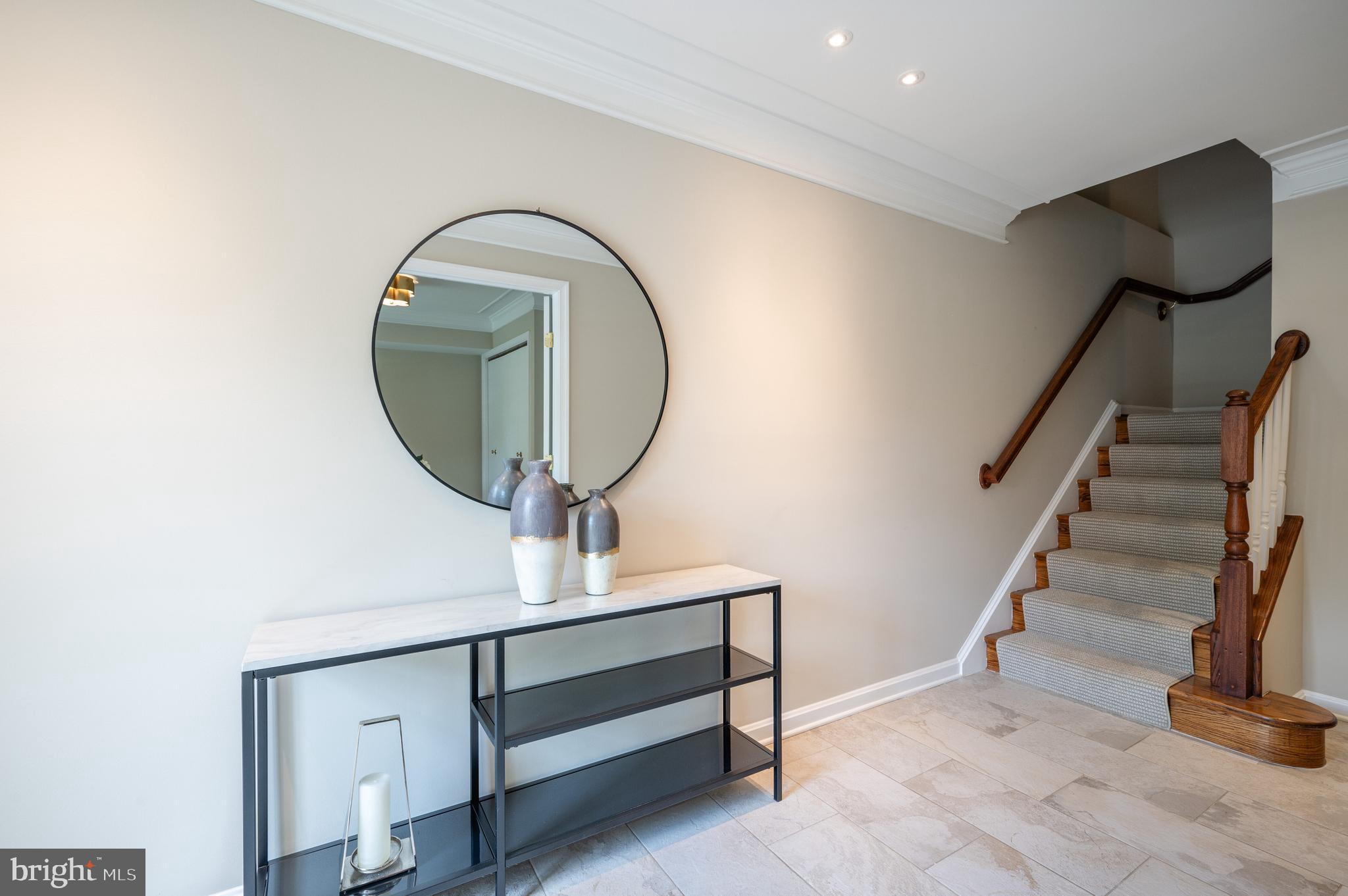 209 JEFFERSON STREET