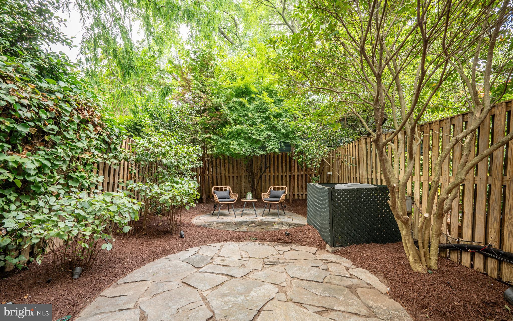 209 JEFFERSON STREET