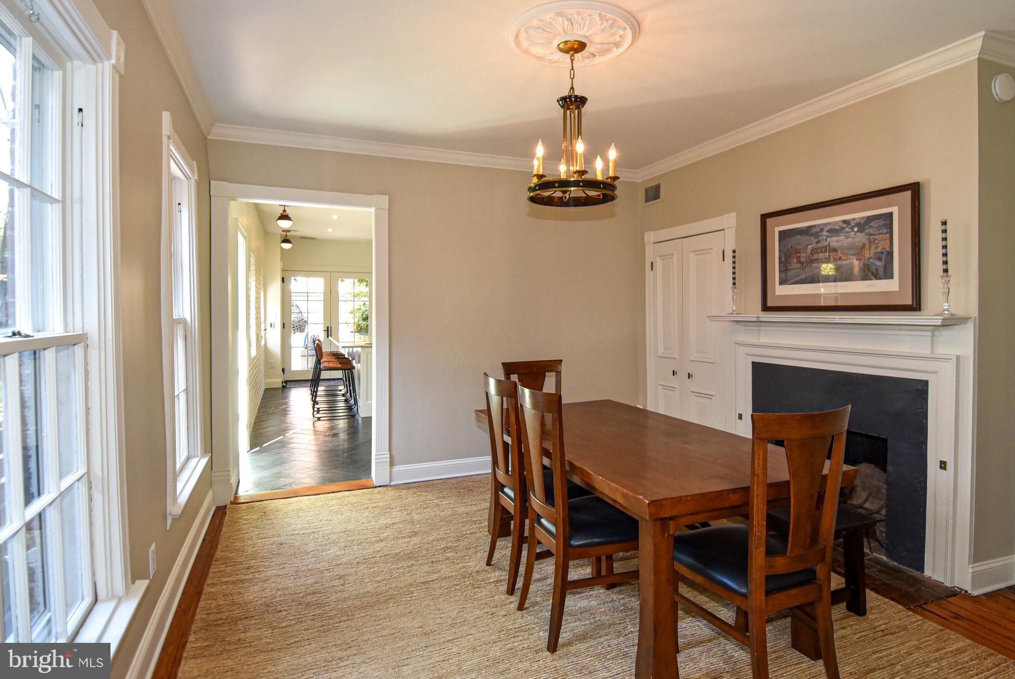 119 S COLUMBUS STREET