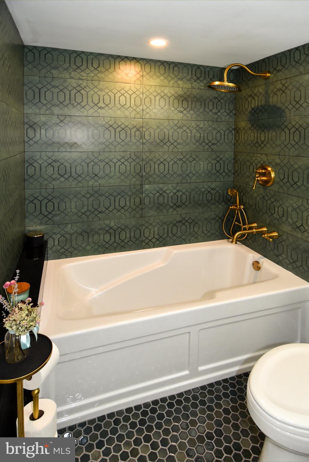 119 S COLUMBUS STREET