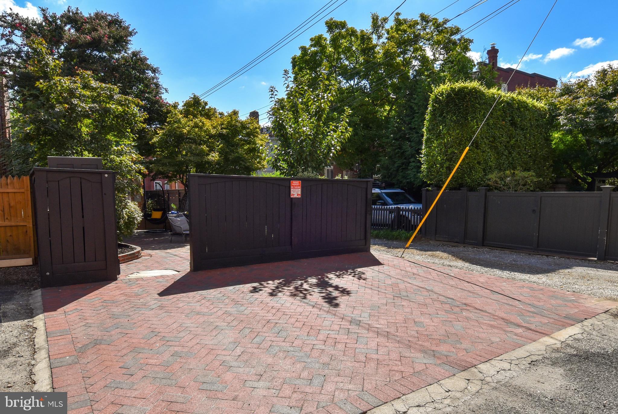 119 S COLUMBUS STREET