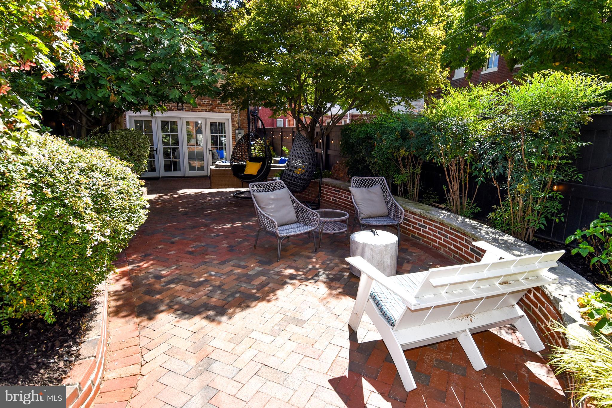 119 S COLUMBUS STREET