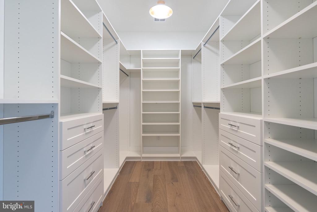 11 W MAPLE STREET