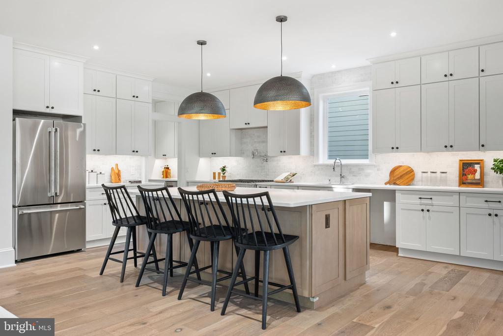 11 W MAPLE STREET