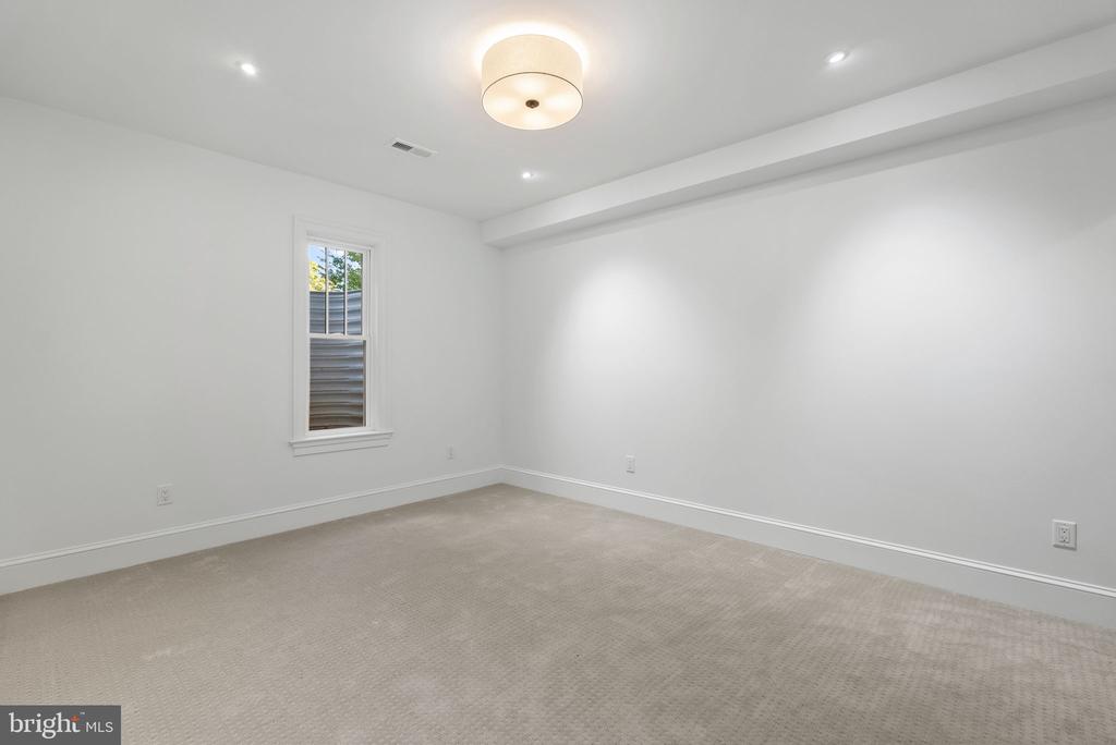 11 W MAPLE STREET
