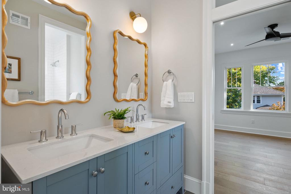 11 W MAPLE STREET