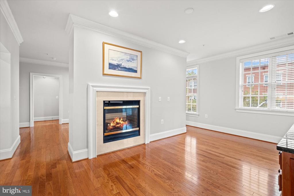 600 SECOND STREET 304