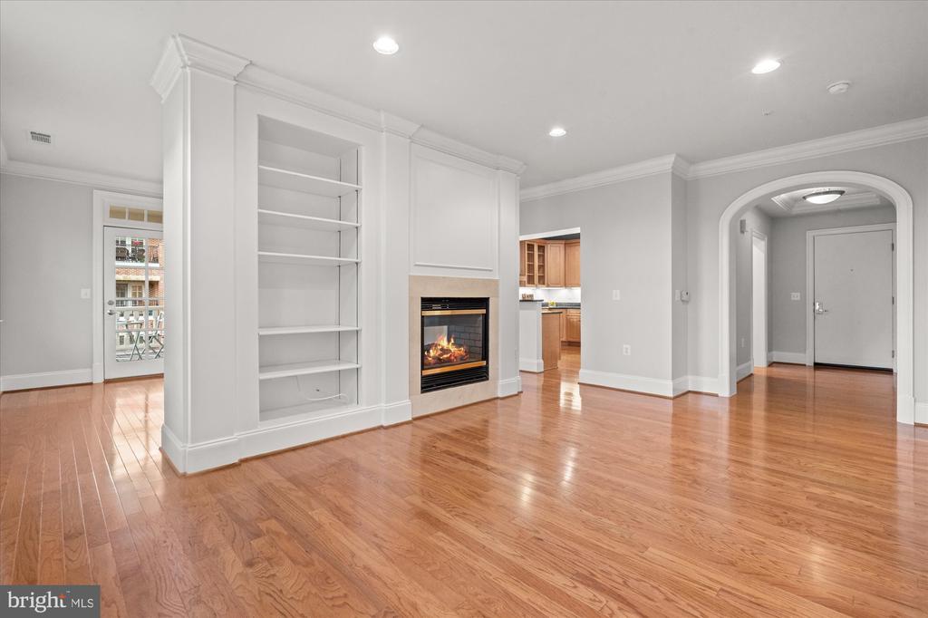 600 SECOND STREET 304