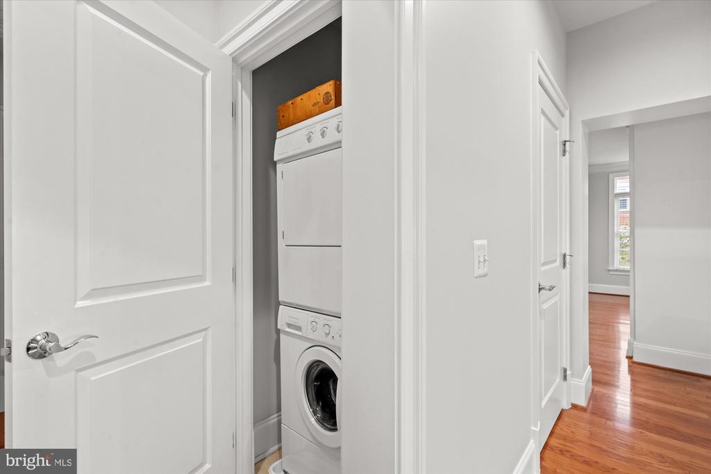 600 SECOND STREET 304